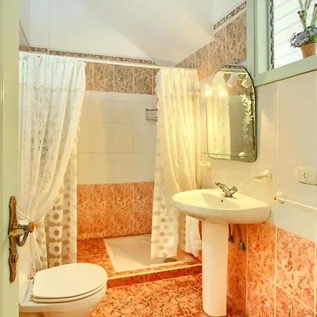 Casa Paula Beach By Paramount Holidays بيت للعطل La Mareta